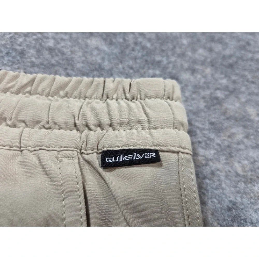 Quiksilver Amphibian Shorts Mens Medium Tan Khaki Hybrid Boardshorts Stretch 7in